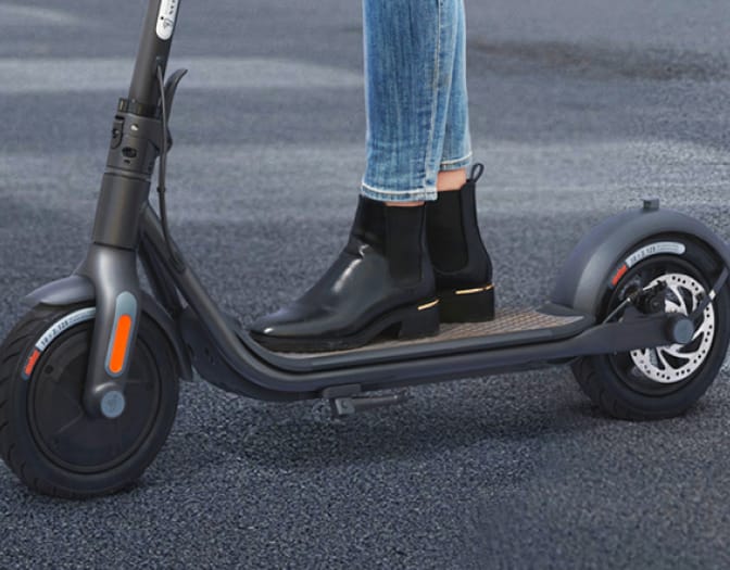 Segway Ninebot KickScooter F30 Electric Scooter Image